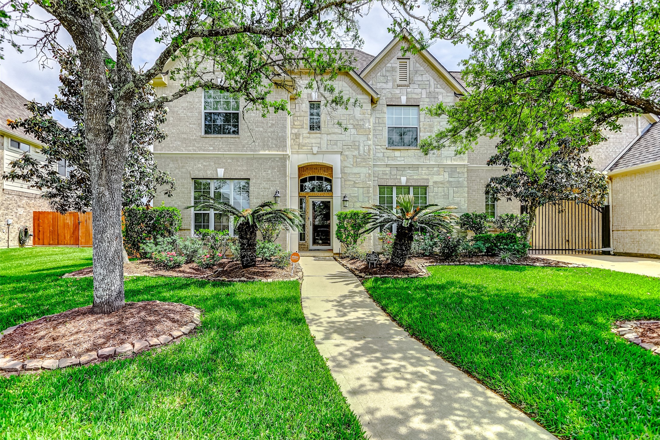 1711 Garden Ivy Lane Pearland TX 77581