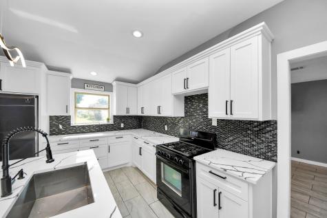 2214 Purdue Street Pasadena TX 77502