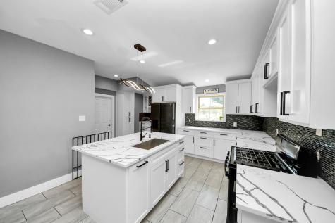 2214 Purdue Street Pasadena TX 77502