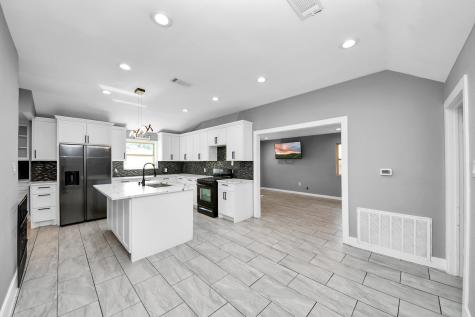 2214 Purdue Street Pasadena TX 77502