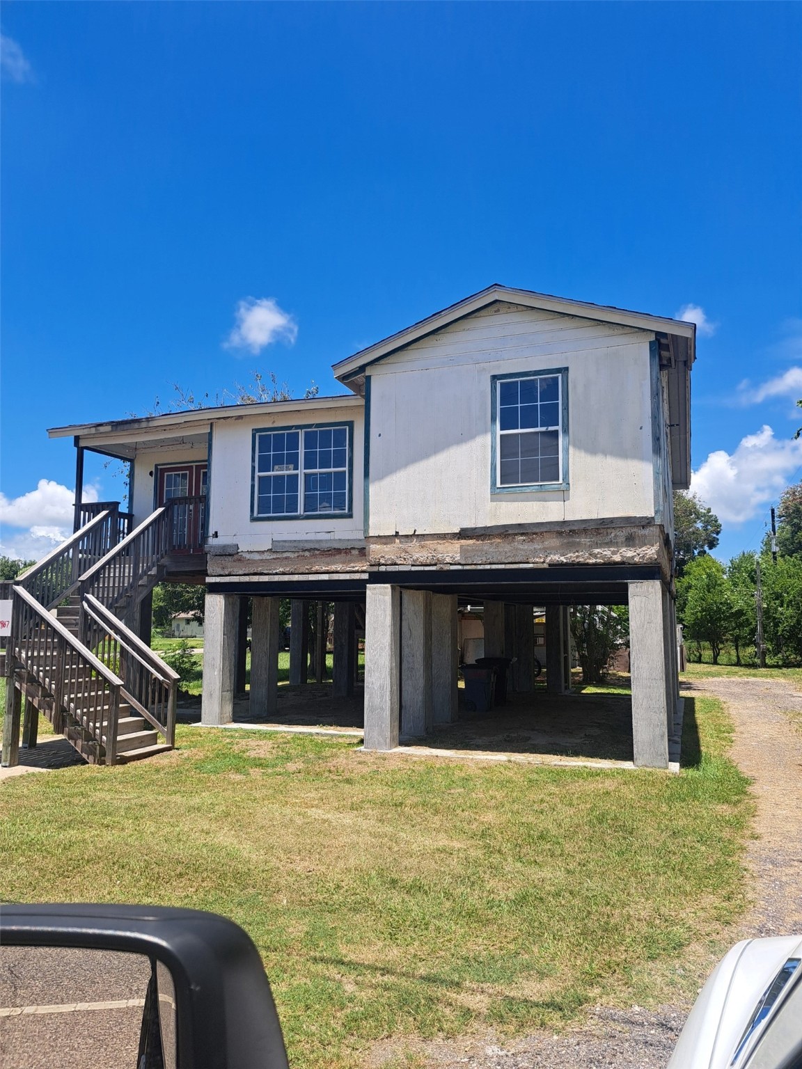 6106 Highway 6 Hitchcock TX 77563
