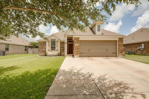 7418 Masters Drive Navasota TX 77868