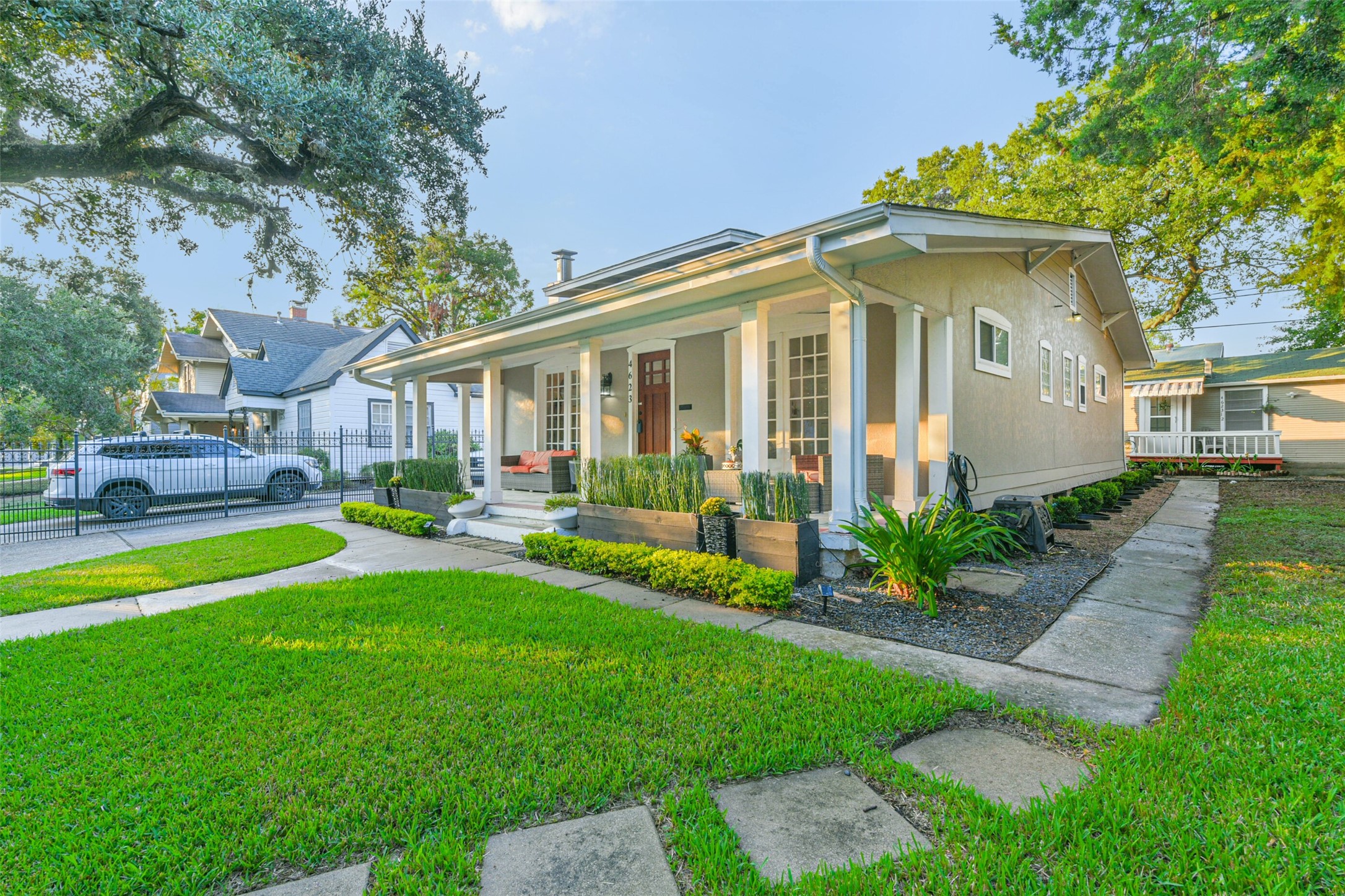4623 Mckinney Street Houston TX 77023