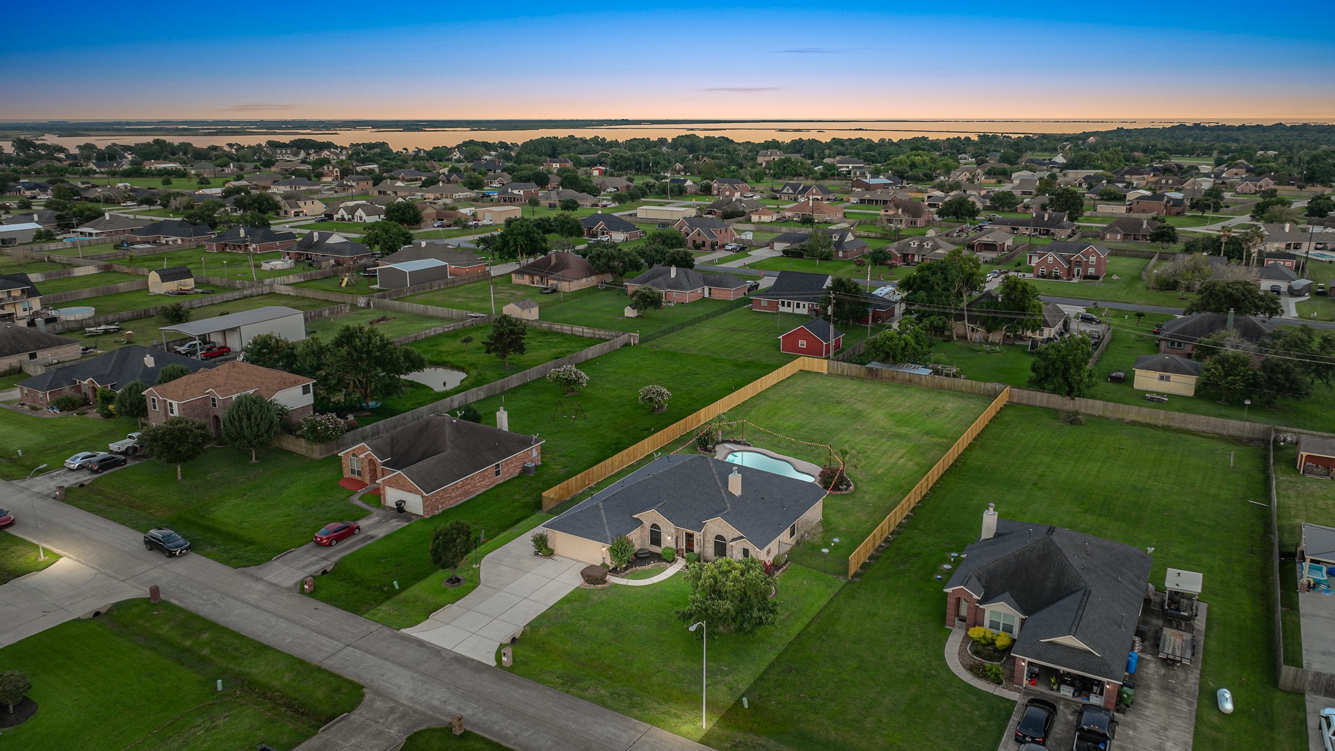 2022 Caroline Avenue Baytown TX 77523