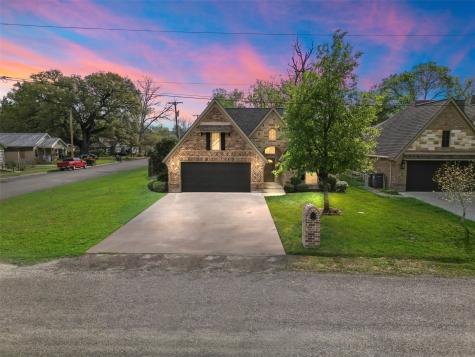 401 Milam Street Columbus TX 78934