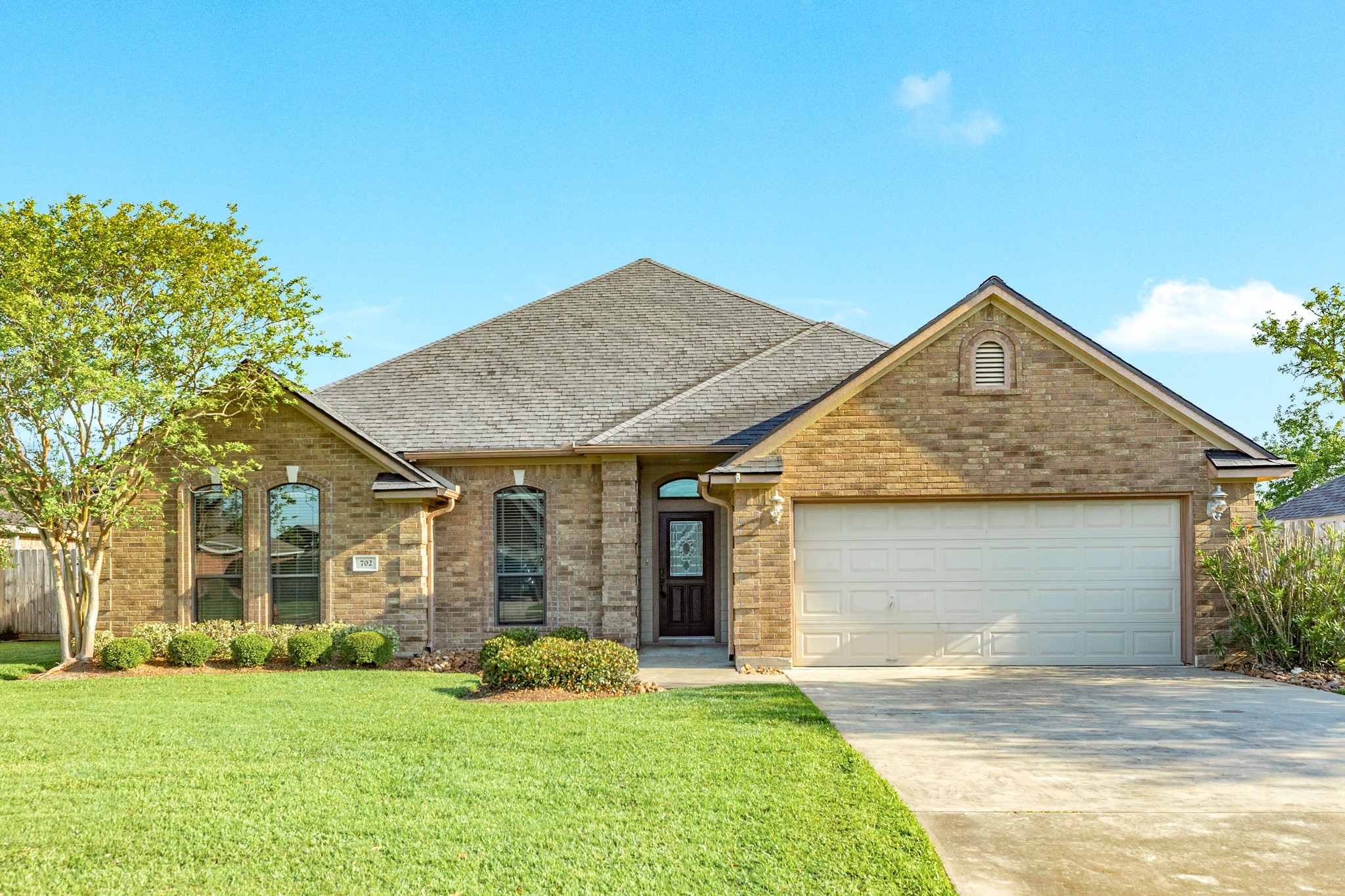 702 Moore Street Richwood TX 77566