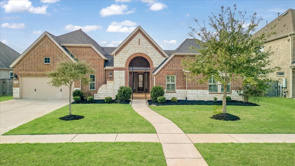 1912 Jillian Terrace Friendswood TX 77546