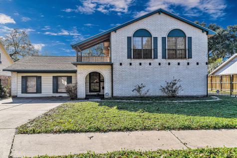 2106 N Fisher Court Pasadena TX 77502
