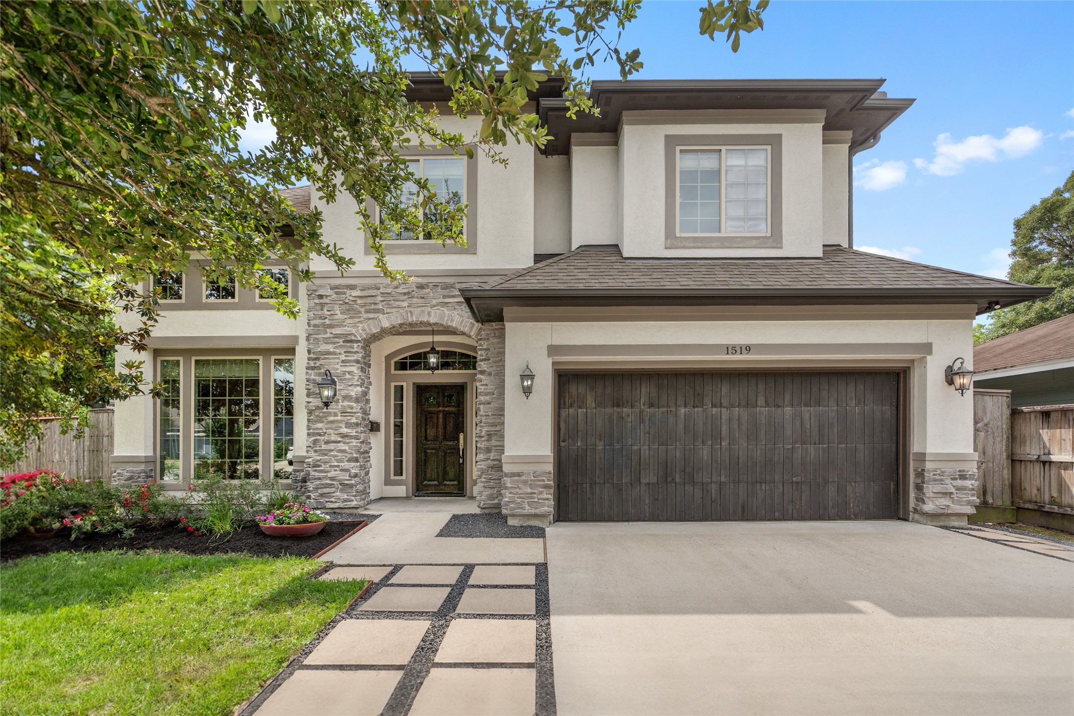 1519 Chantilly Lane Houston TX 77018