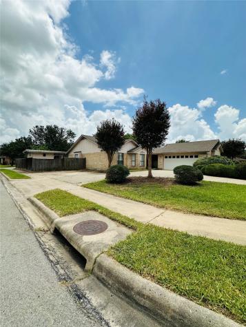 101 Sun Court Victoria TX 77904
