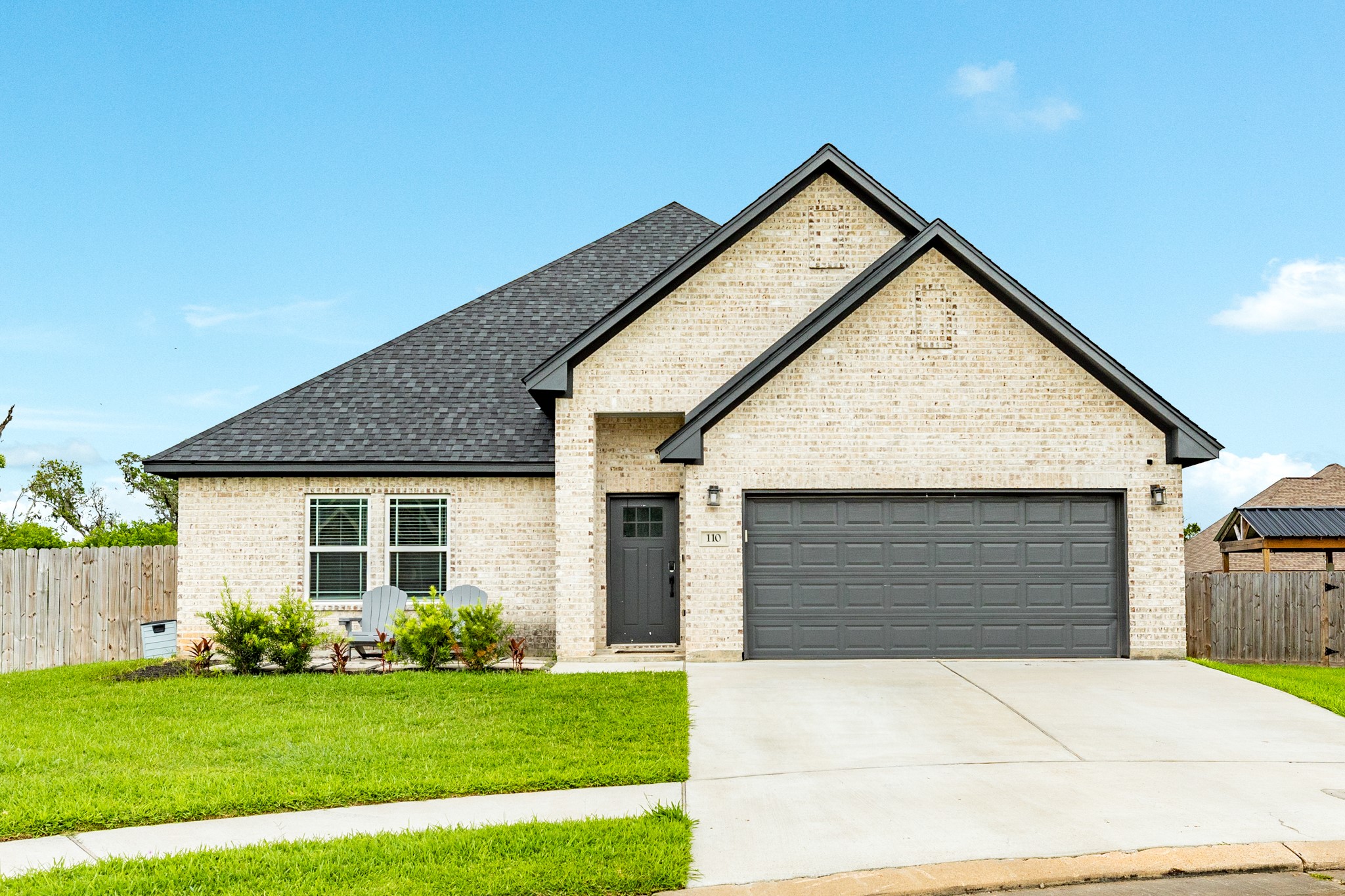 110 Austins Court Richwood TX 77531