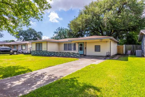 1917 3rd Avenue N Texas City TX 77590