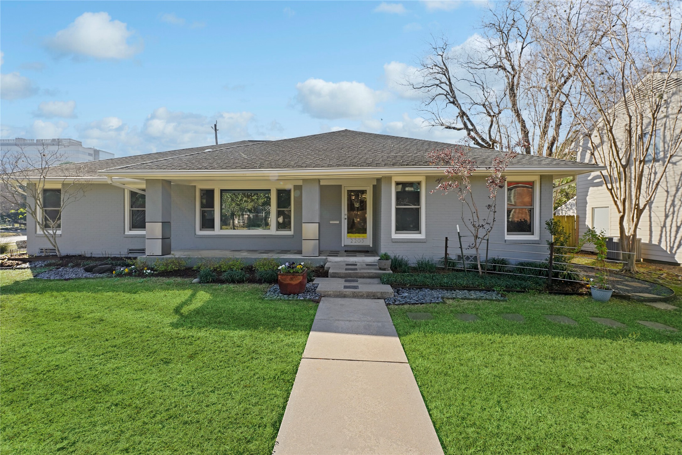 2203 Mcclendon Street Houston TX 77030