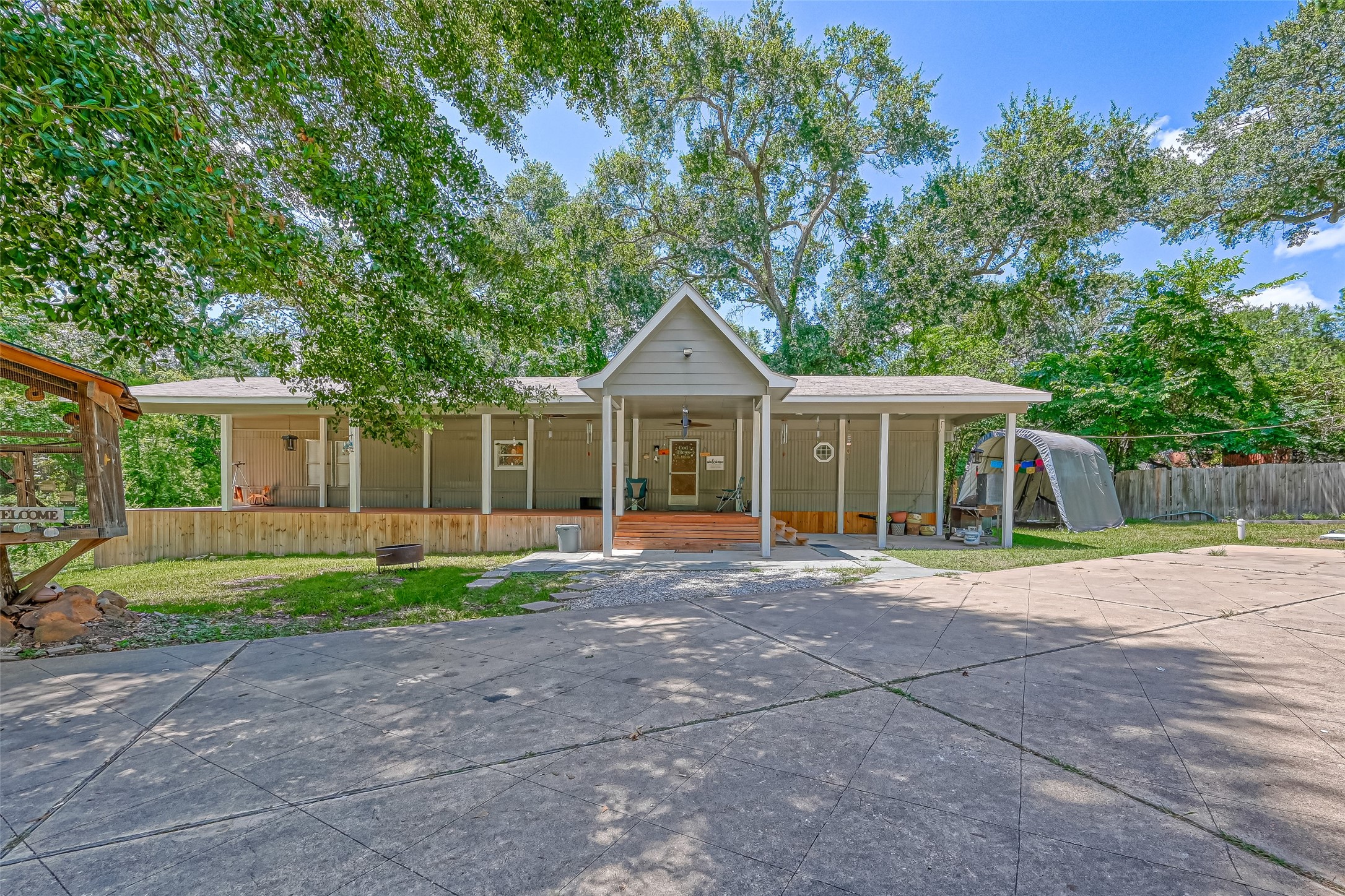 812 Buckhorn Lane Magnolia TX 77354