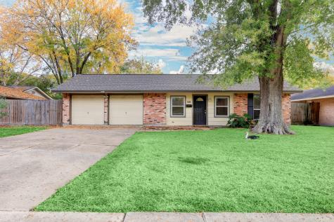 1915 Redway Lane Houston TX 77062
