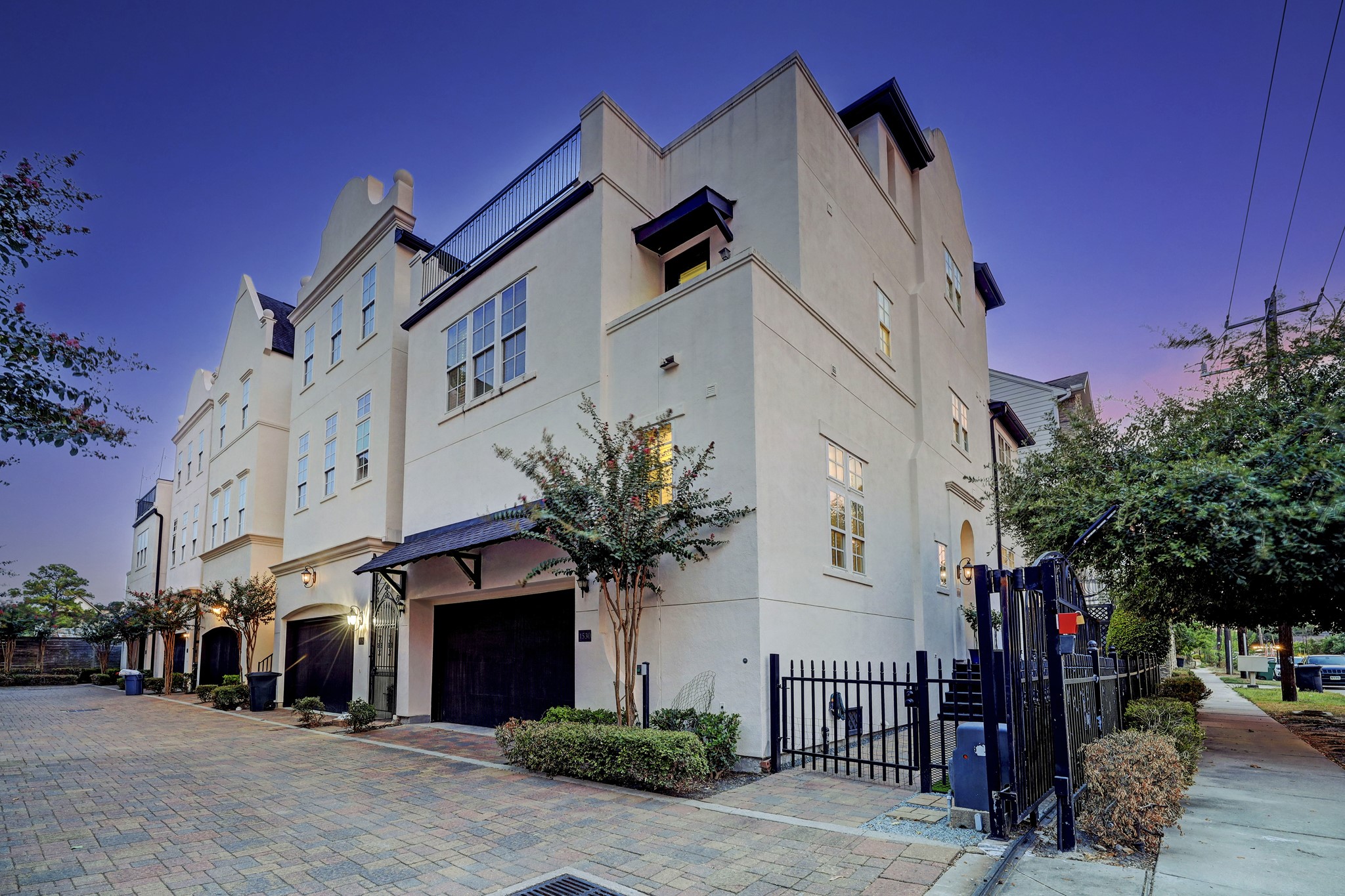 1530 W 23rd Street Houston TX 77008
