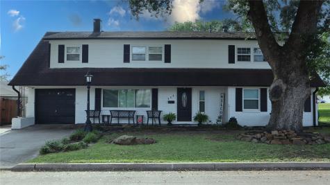808 N Travis Street Liberty TX 77575