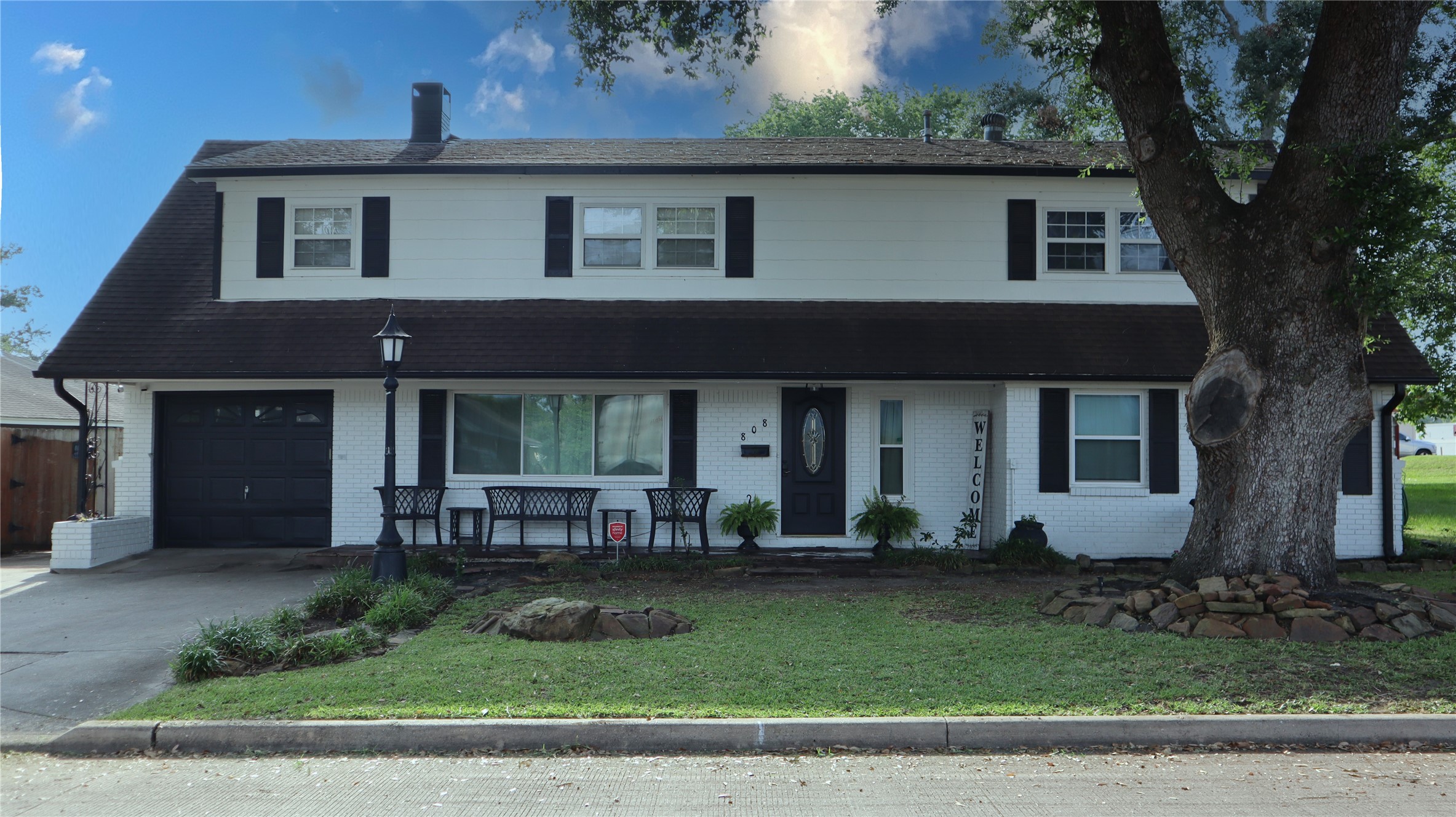 808 N Travis Street Liberty TX 77575
