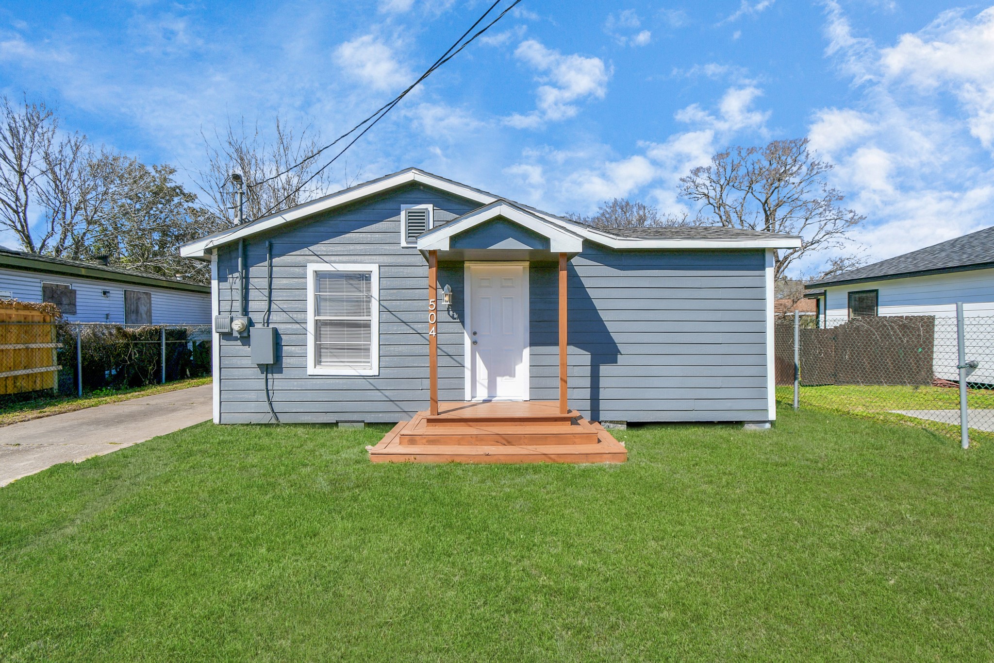 504 W Cleveland Street Baytown TX 77520