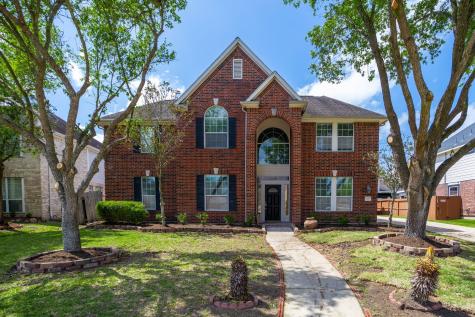 2307 Dolan Lake Drive Sugar Land TX 77498