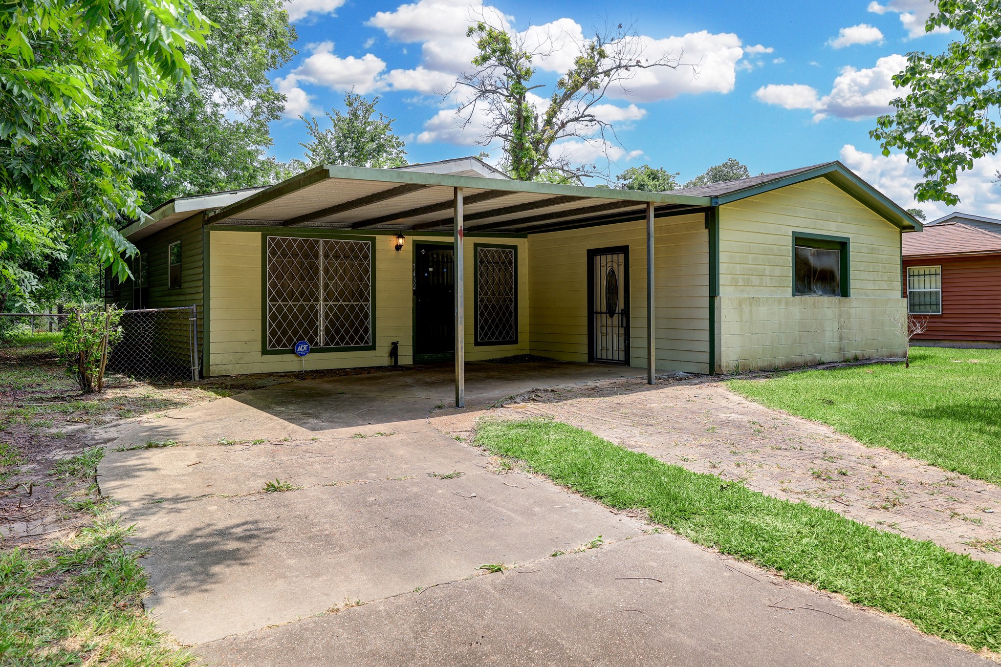 7432 Yoe Street Houston TX 77016