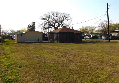 266 1st Street Port Lavaca TX 77979