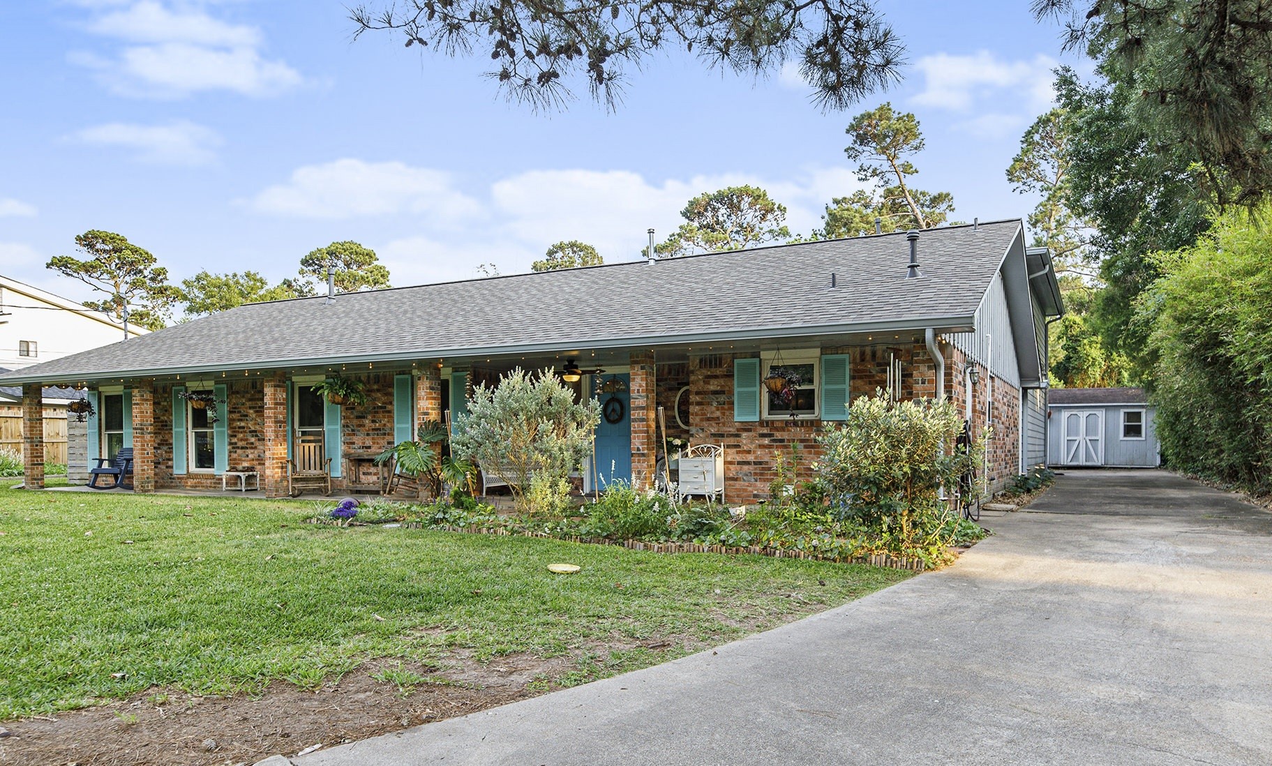 619 Pine Circle Seabrook TX 77586