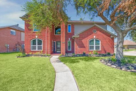 2002 Westminister Street Pearland TX 77581