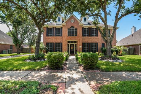 1206 Eagle Lakes Drive Friendswood TX 77546