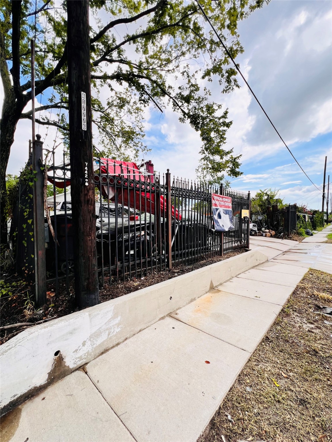 7438 Market Street Houston TX 77020