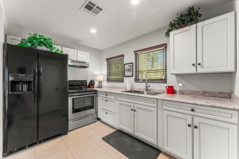 812 Lake Livingston Boulevard Livingston TX 77351