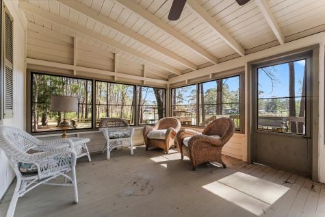 812 Lake Livingston Boulevard Livingston TX 77351