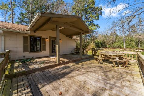 812 Lake Livingston Boulevard Livingston TX 77351