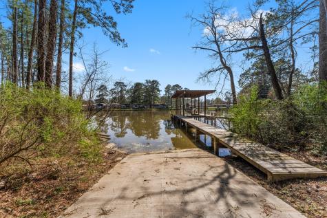 812 Lake Livingston Boulevard Livingston TX 77351