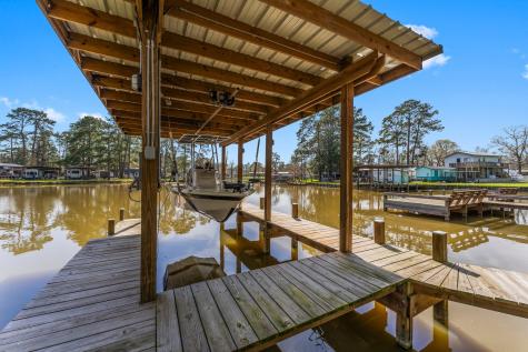 812 Lake Livingston Boulevard Livingston TX 77351