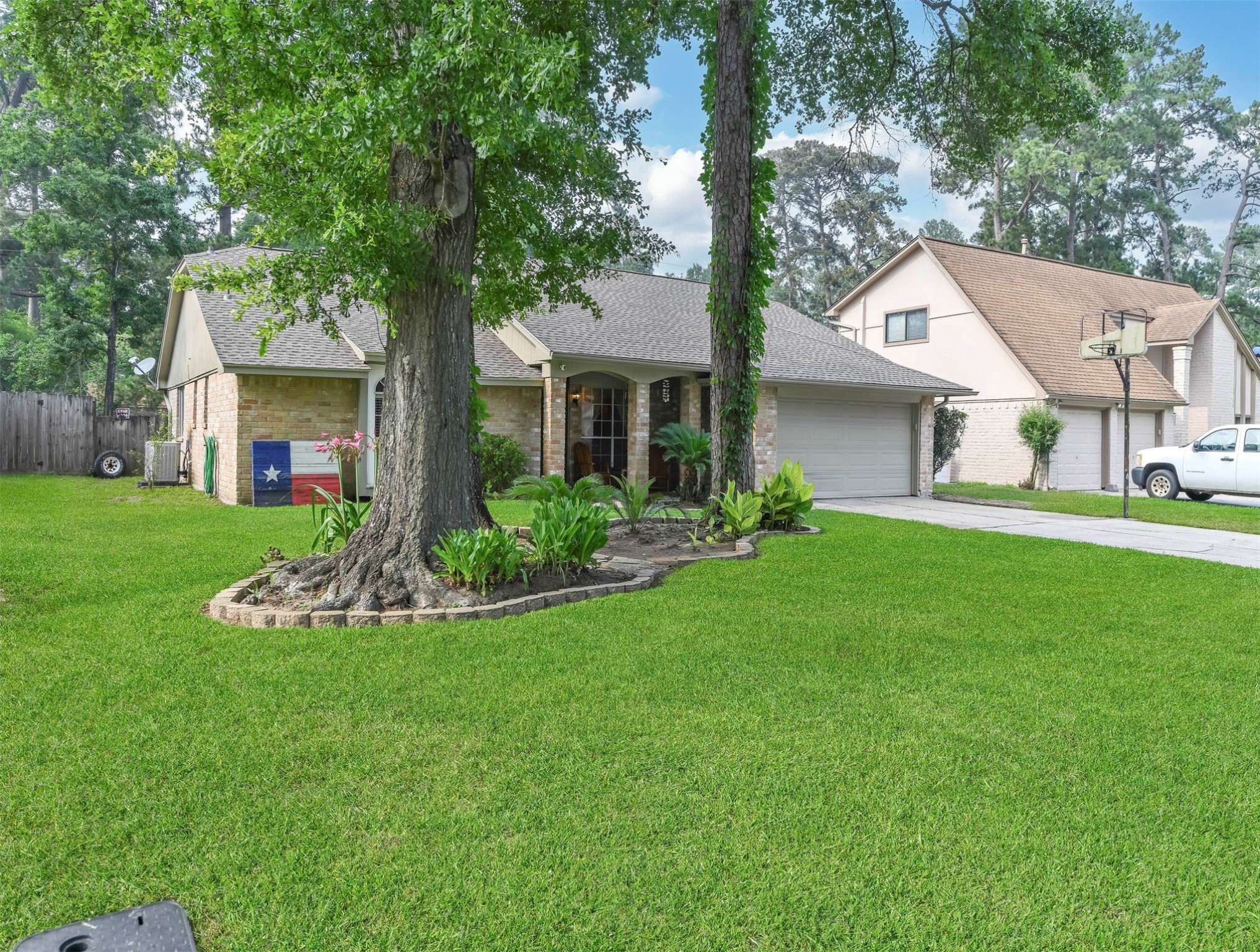 2019 Middle Creek Drive Kingwood TX 77339
