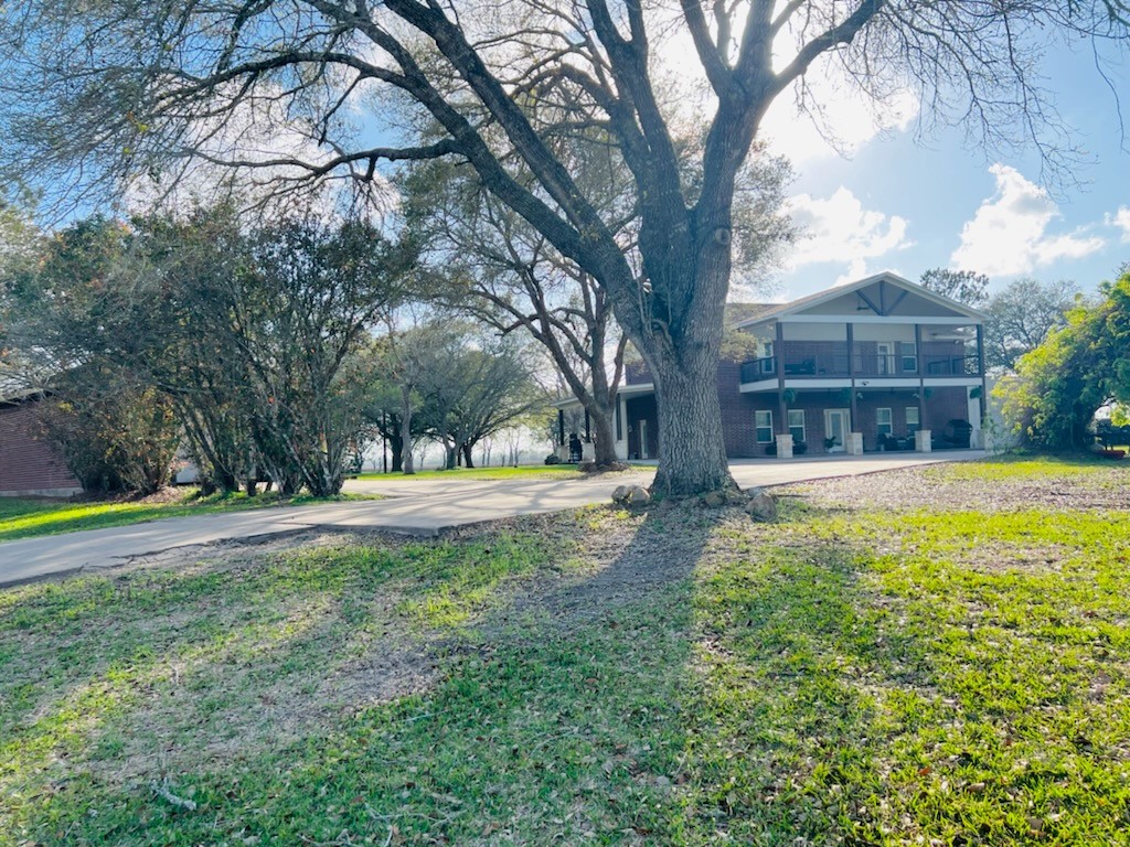 1702 Country Meadow Lane Santa Fe TX 77517