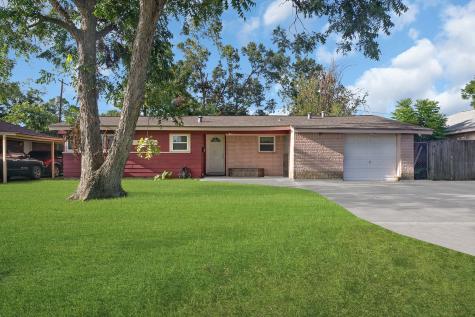 5714 Meadow Creek Lane Houston TX 77017