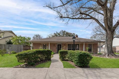 15426 Banff Street Houston TX 77062