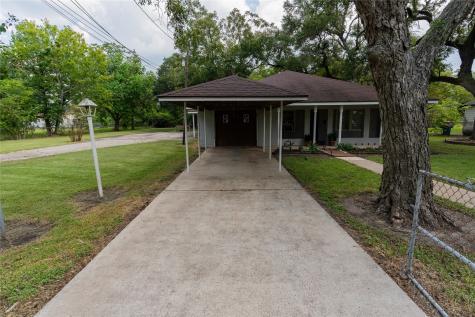 417 Hardy Street Clute TX 77531