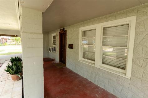 417 Hardy Street Clute TX 77531