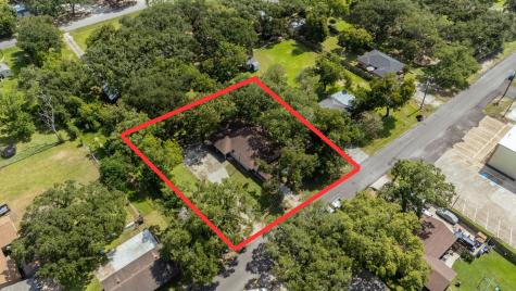 417 Hardy Street Clute TX 77531