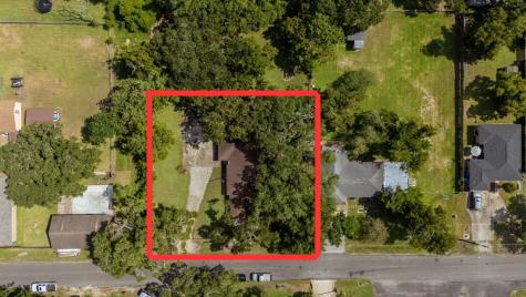 417 Hardy Street Clute TX 77531