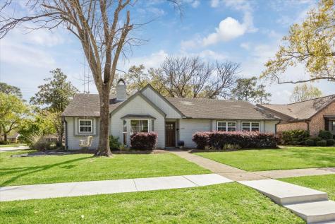 1033 Cheshire Lane Houston TX 77018