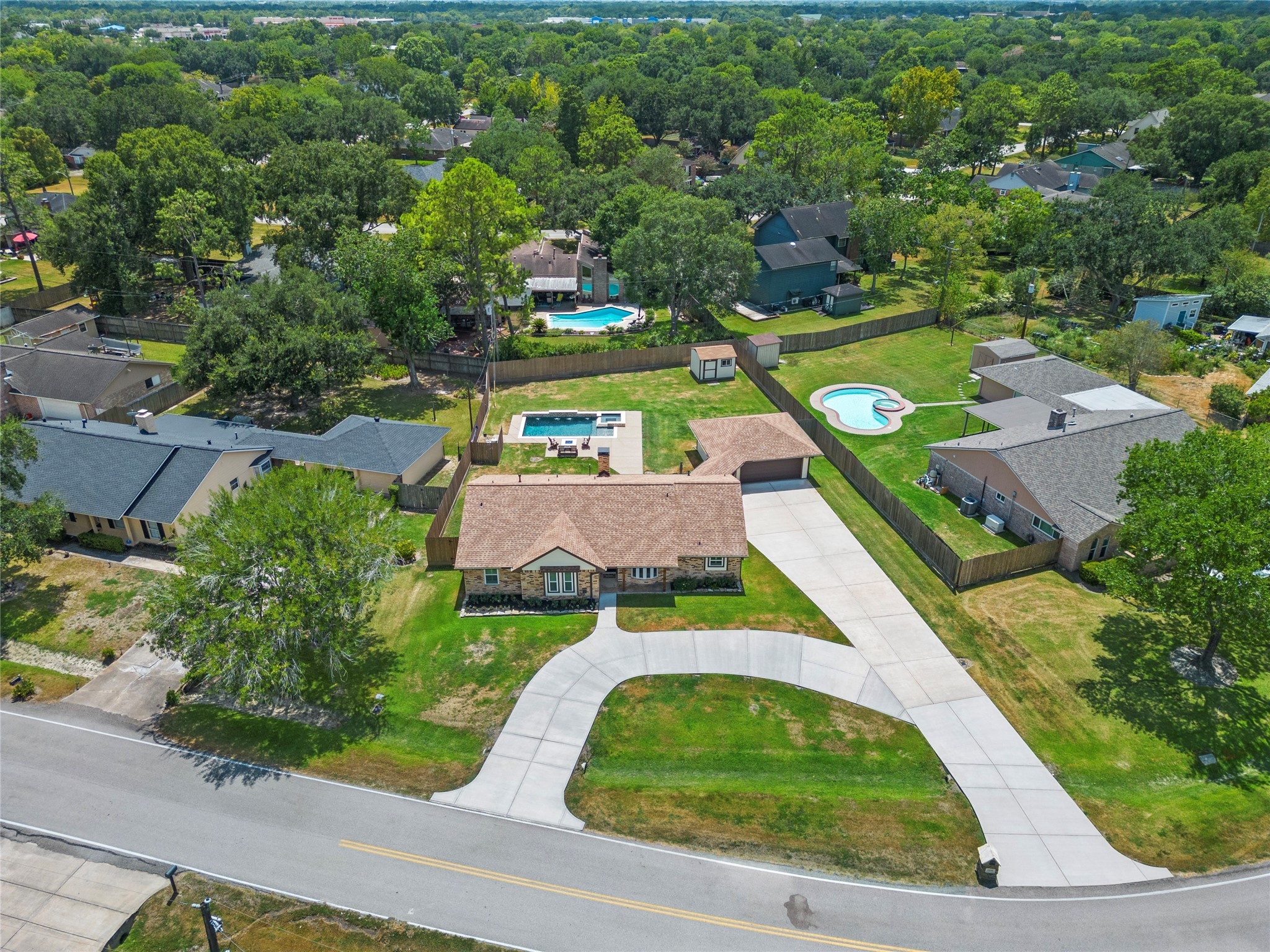 1808 Mcginnis Drive Pearland TX 77581