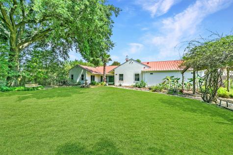 5423 Braeburn Drive Bellaire TX 77401