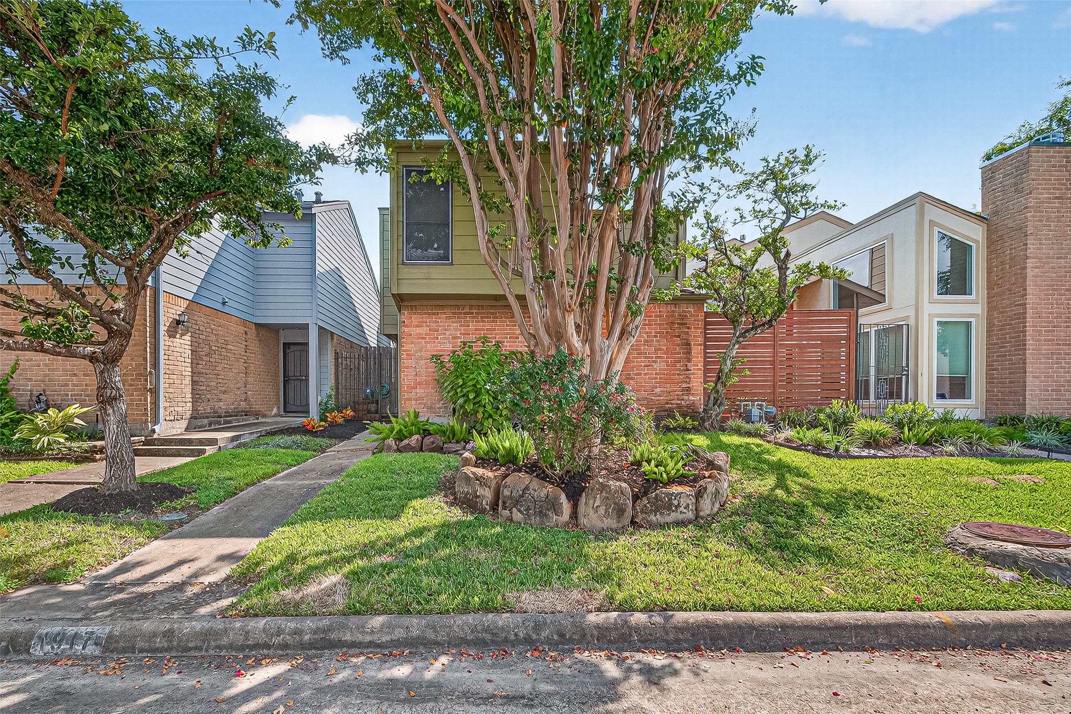 1917 Trixie Lane Houston TX 77042