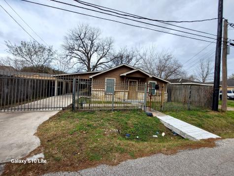 8416 Livingston Street Houston TX 77051