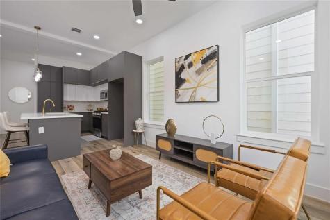 1805 Emir Street M Houston TX 77009