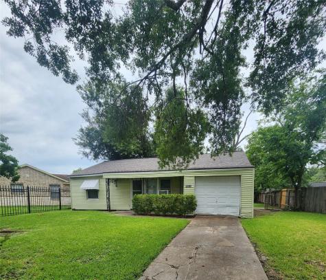 5918 Lancaster Street Houston TX 77087